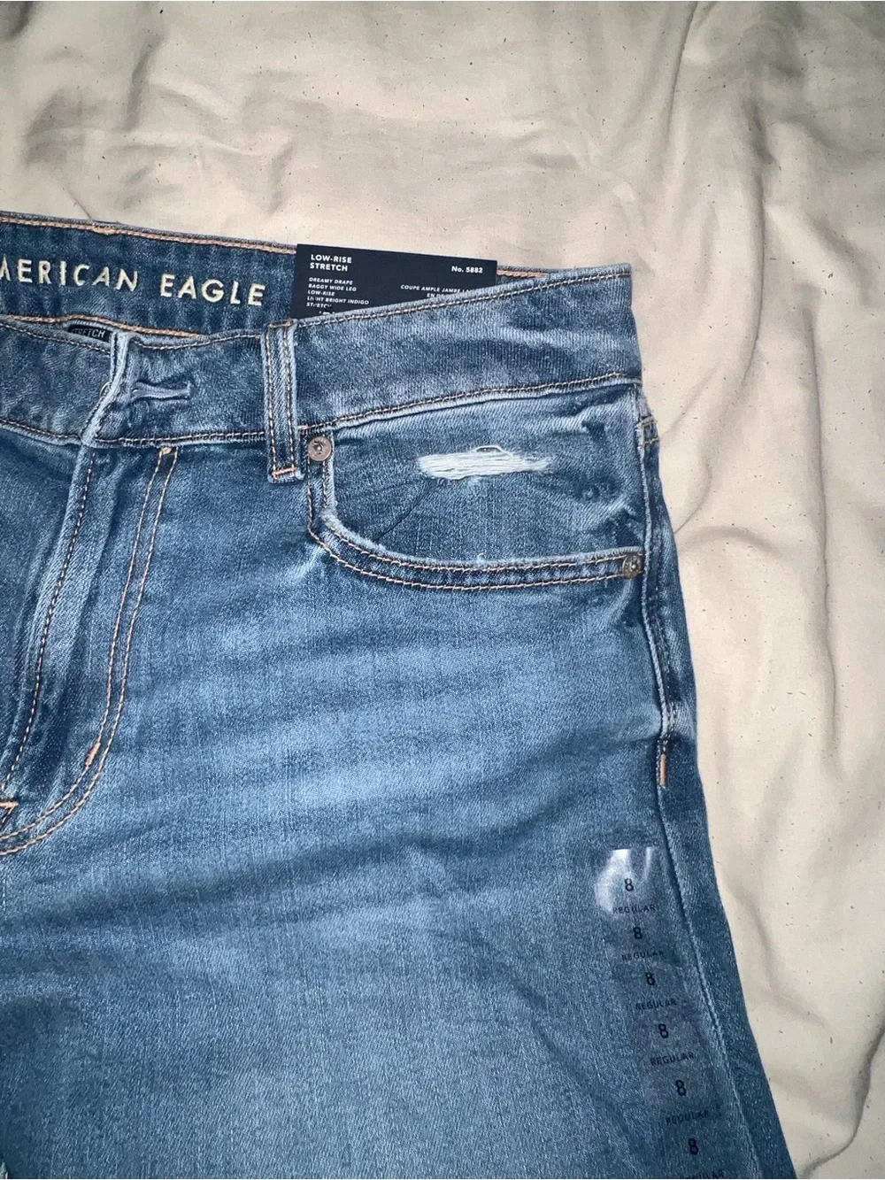 American Eagle Dreamy Drape Stretch Low Rise Baggy Wide Leg Jean - Picture 6 of 13